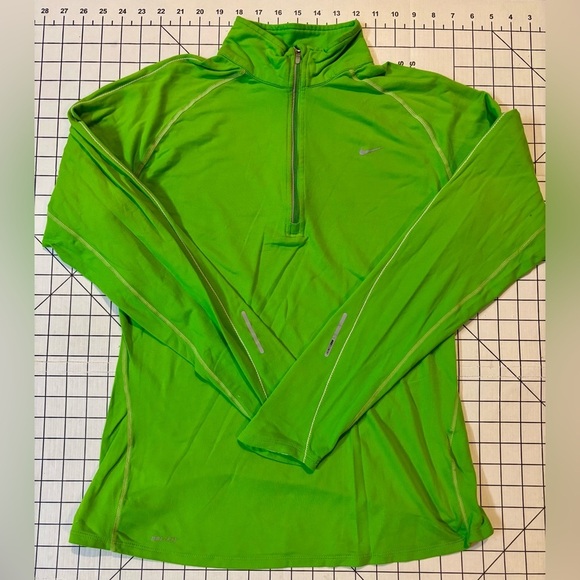 Nike Element Dri Fit Women’s Large Lime Running Jacket - Picture 1 of 7